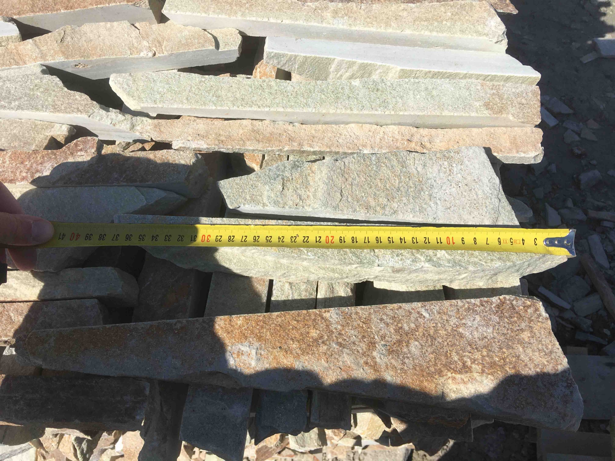 Горбушка златолит золотистый для облицовки купить в Краснознаменском