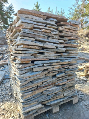 Плитняк златолит серебристый для цоколя, отмостки купить в Краснознаменском