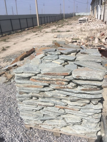 Златолит серебристый галтованный для лестниц купить в Краснознаменском