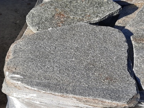 Златолит серебристый галтованный для лестниц купить в Краснознаменском