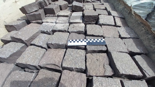 Лемезит колотая брусчатка 10 * 10 см. для парковки купить в Краснознаменском
